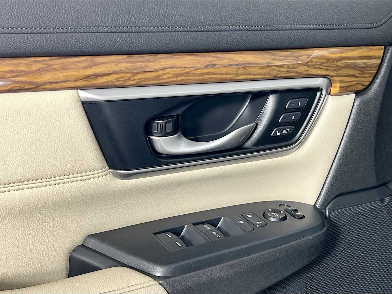 2019 Honda CR-V EX-L - Photo 17