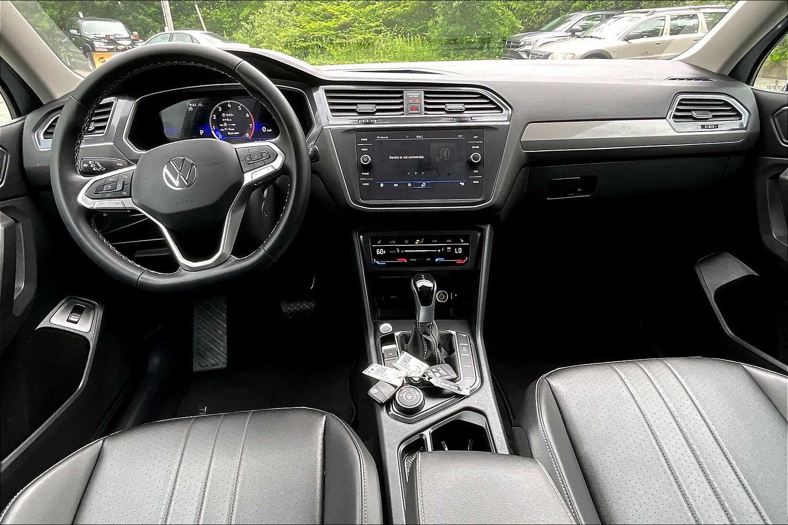 2024 Volkswagen Tiguan SE - Photo 21