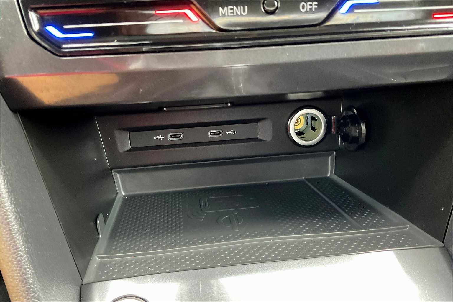 2024 Volkswagen Tiguan SE - Photo 25