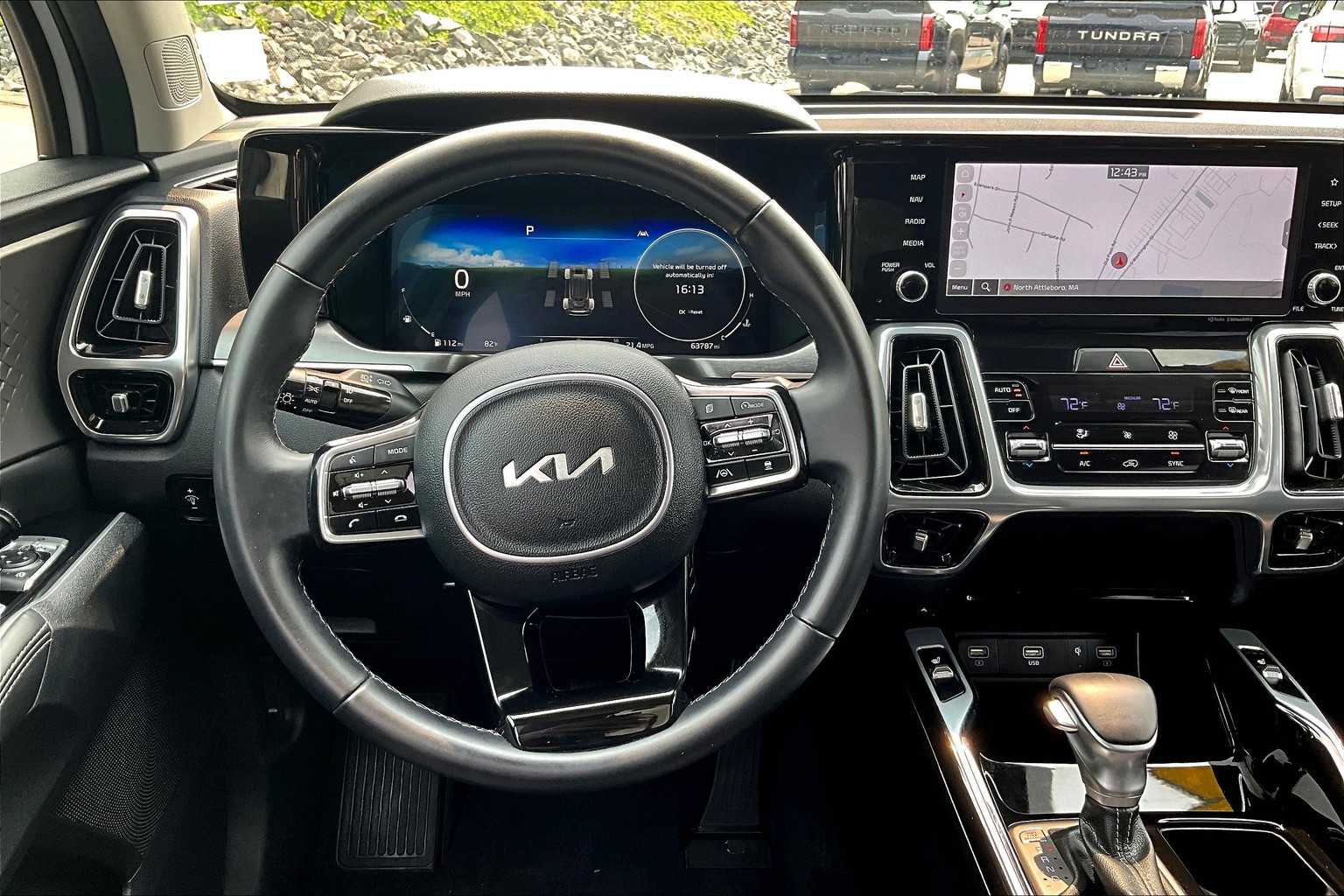 2023 Kia Sorento SX - Photo 17