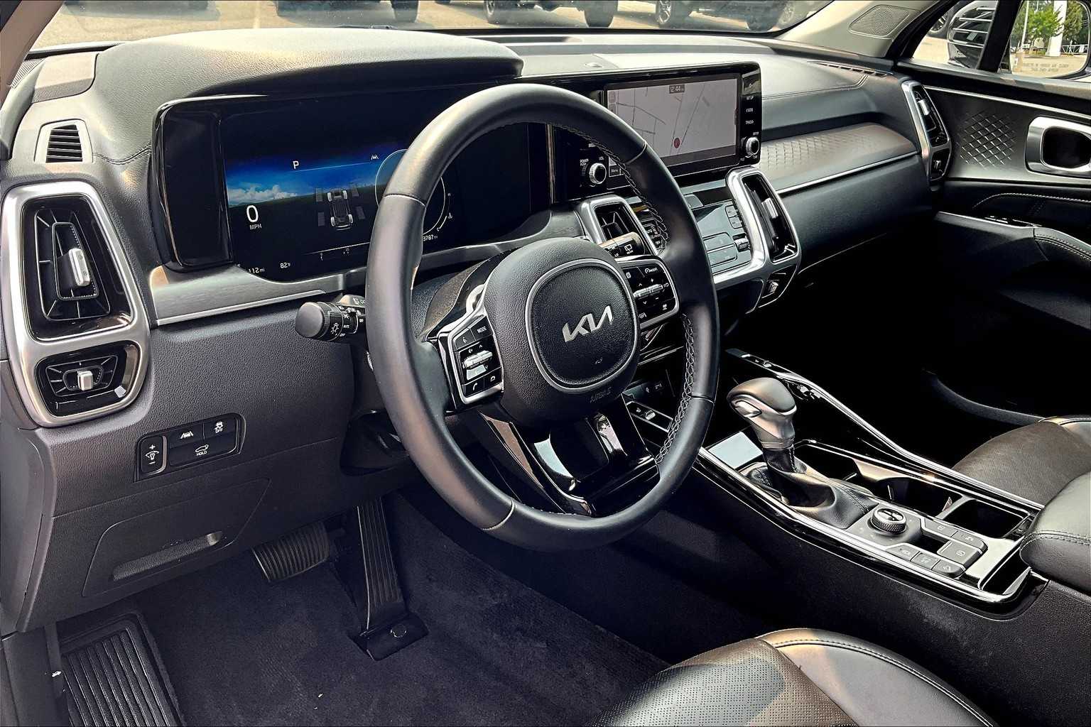 2023 Kia Sorento SX - Photo 8
