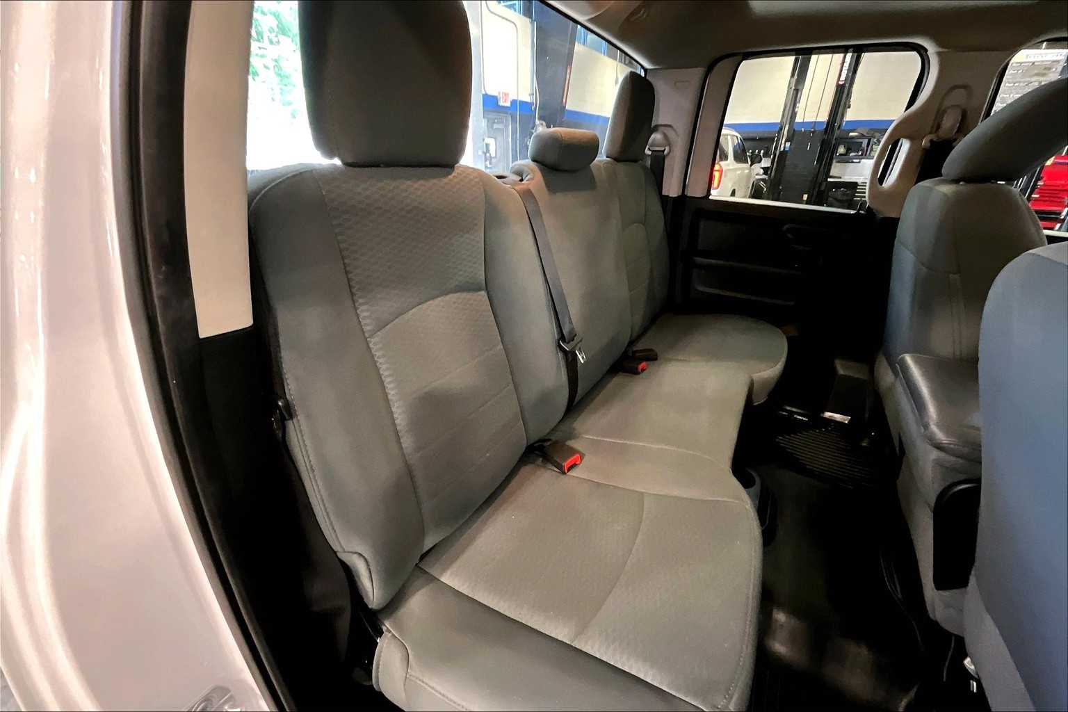 2018 Ram 1500 Express - Photo 15