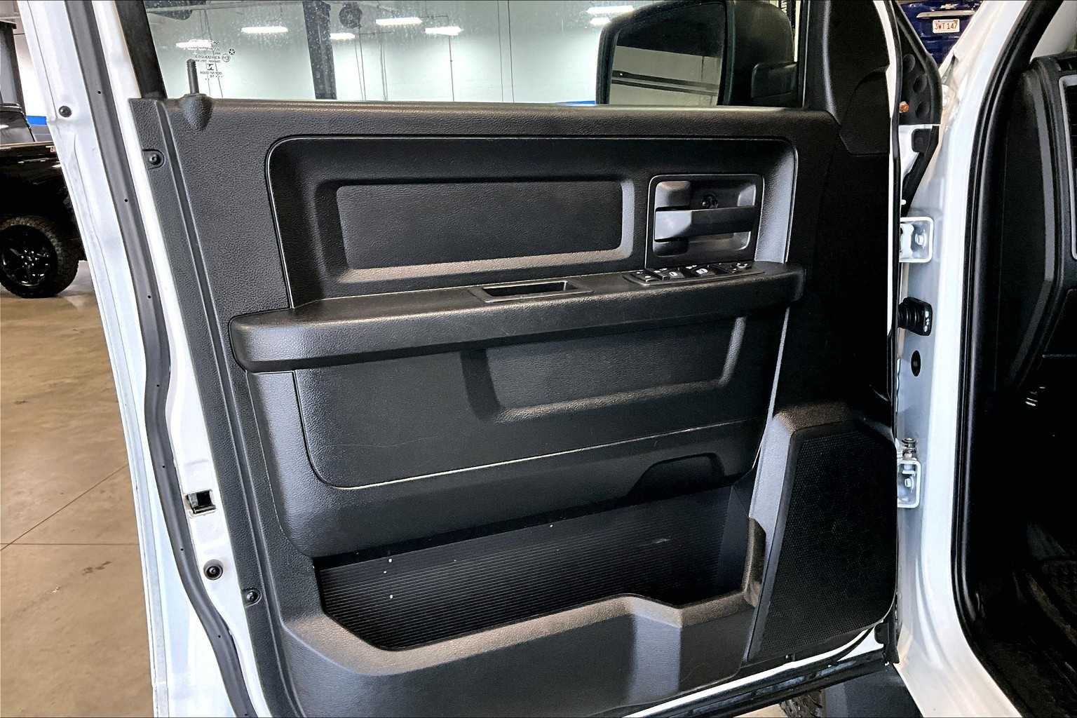 2018 Ram 1500 Express - Photo 8