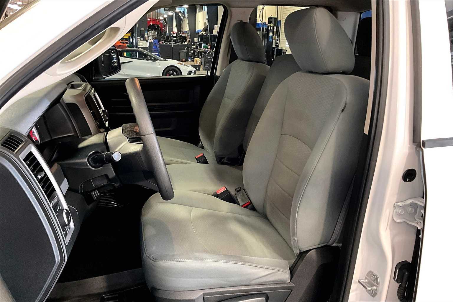 2018 Ram 1500 Express - Photo 9