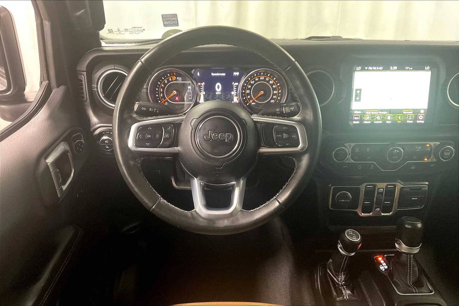 2022 Jeep Gladiator Overland - Photo 17