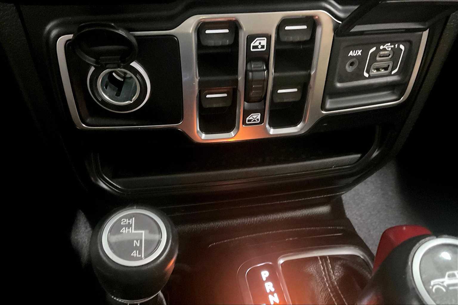2022 Jeep Gladiator Overland - Photo 25