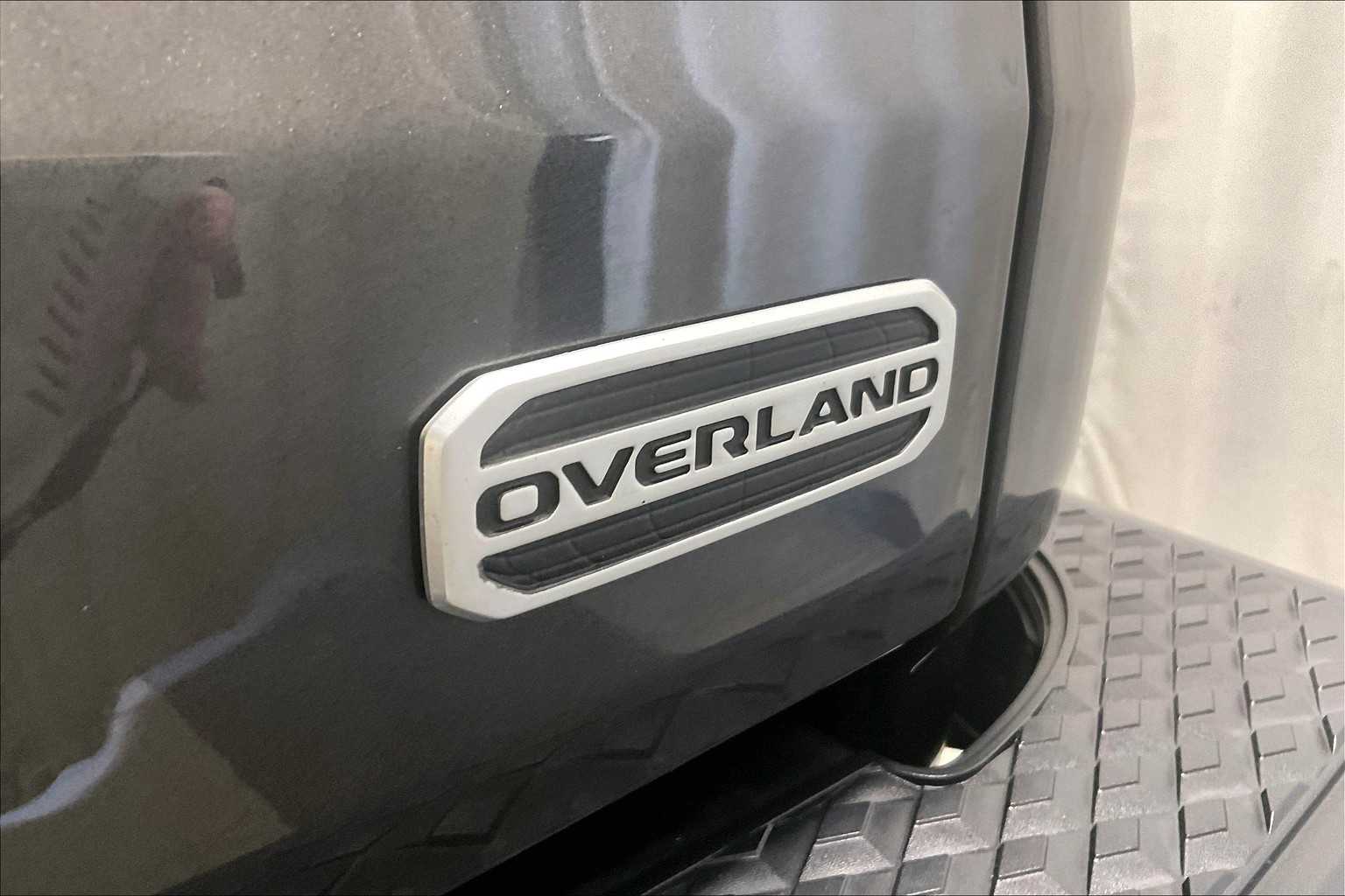 2022 Jeep Gladiator Overland - Photo 28