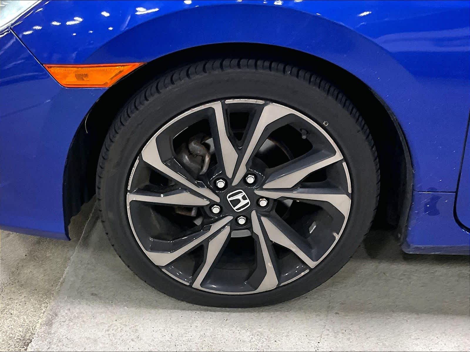 2019 Honda Civic Sport - Photo 4