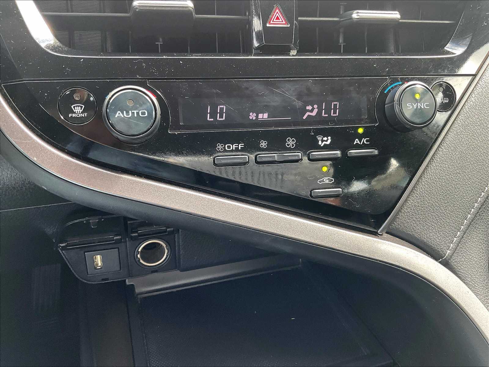2023 Toyota Camry SE - Photo 25