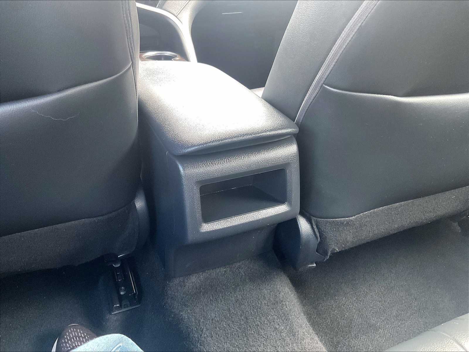 2023 Toyota Camry SE - Photo 27