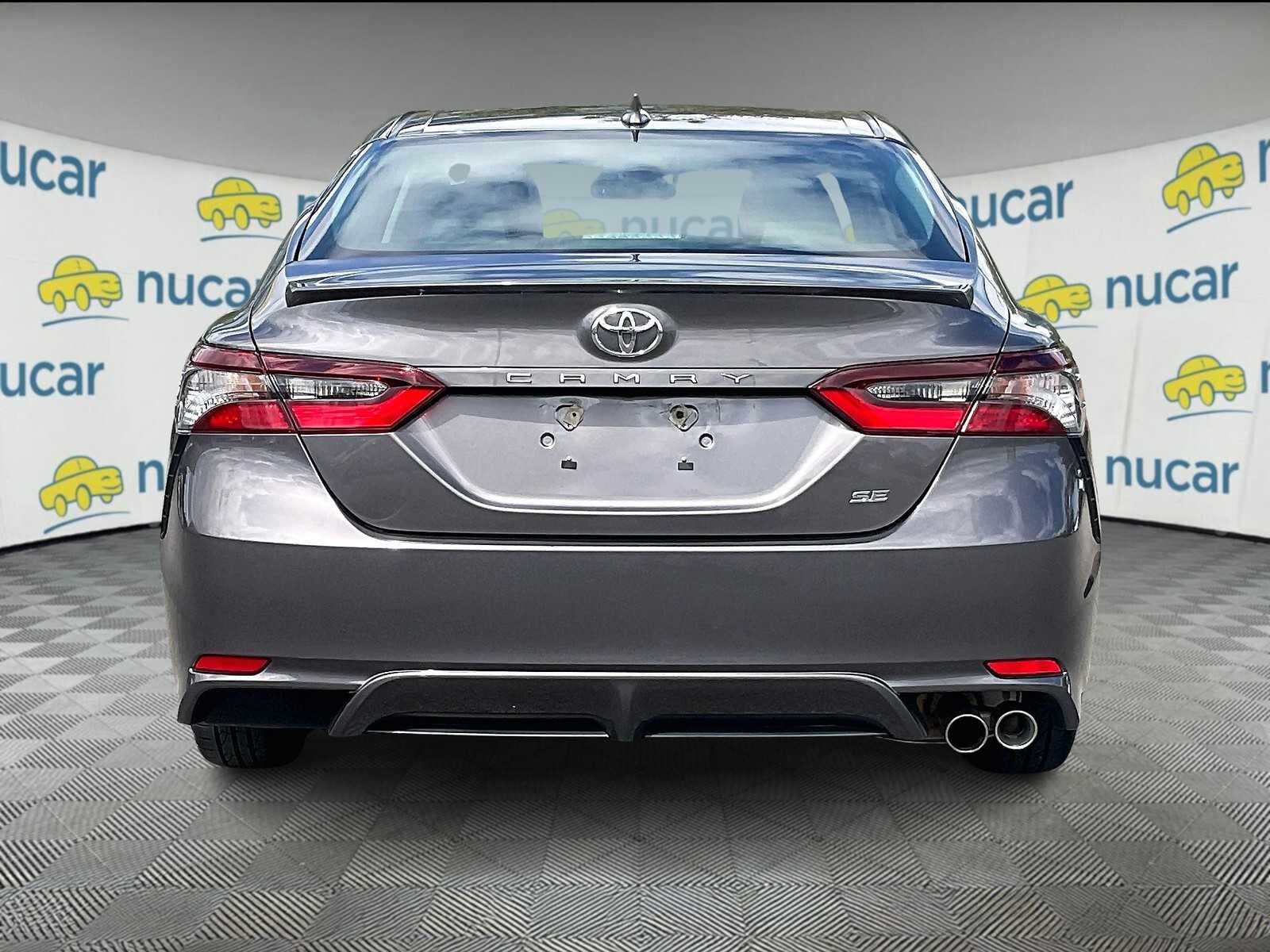 2023 Toyota Camry SE - Photo 5