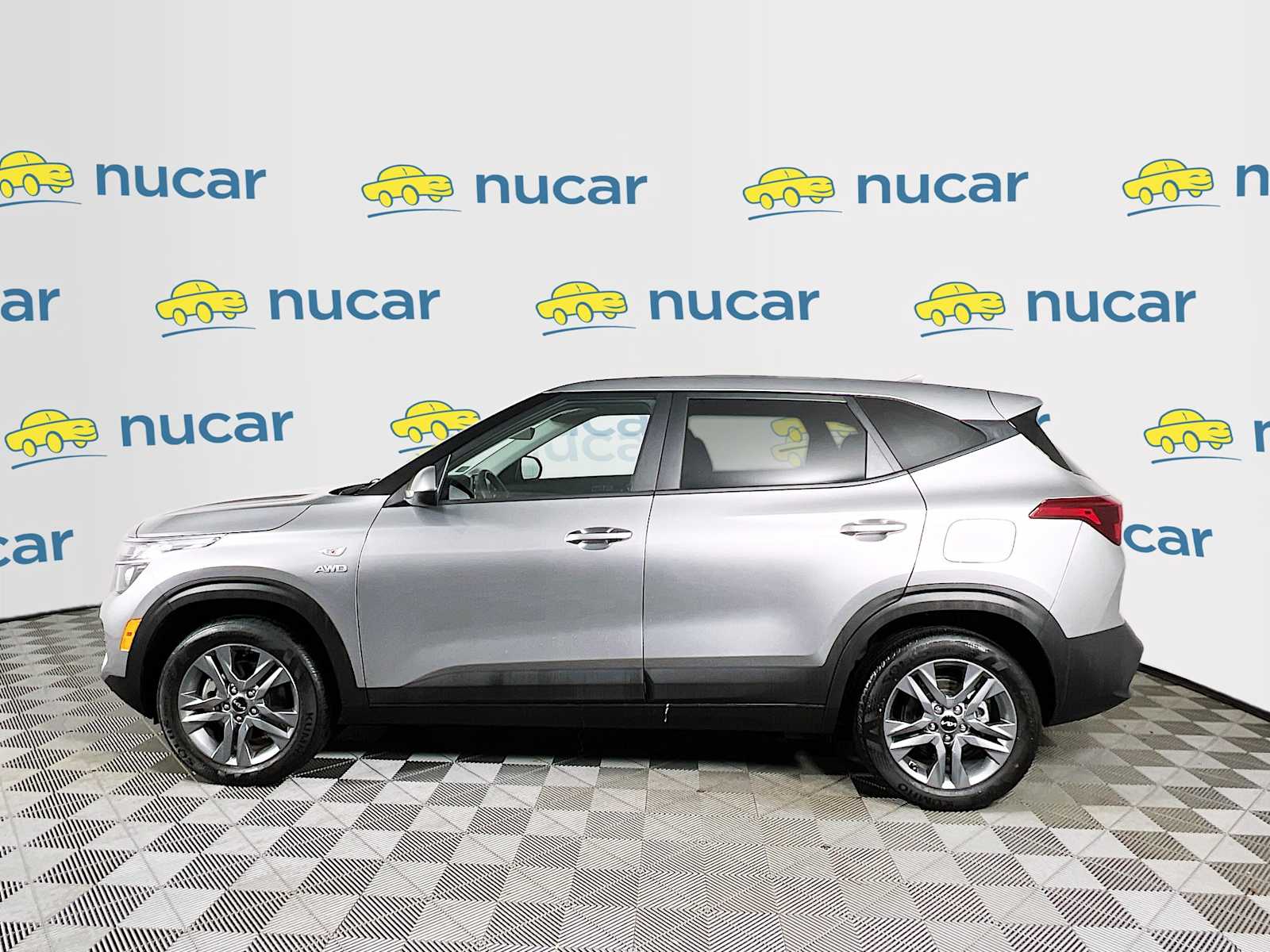 2023 Kia Seltos LX - Photo 4