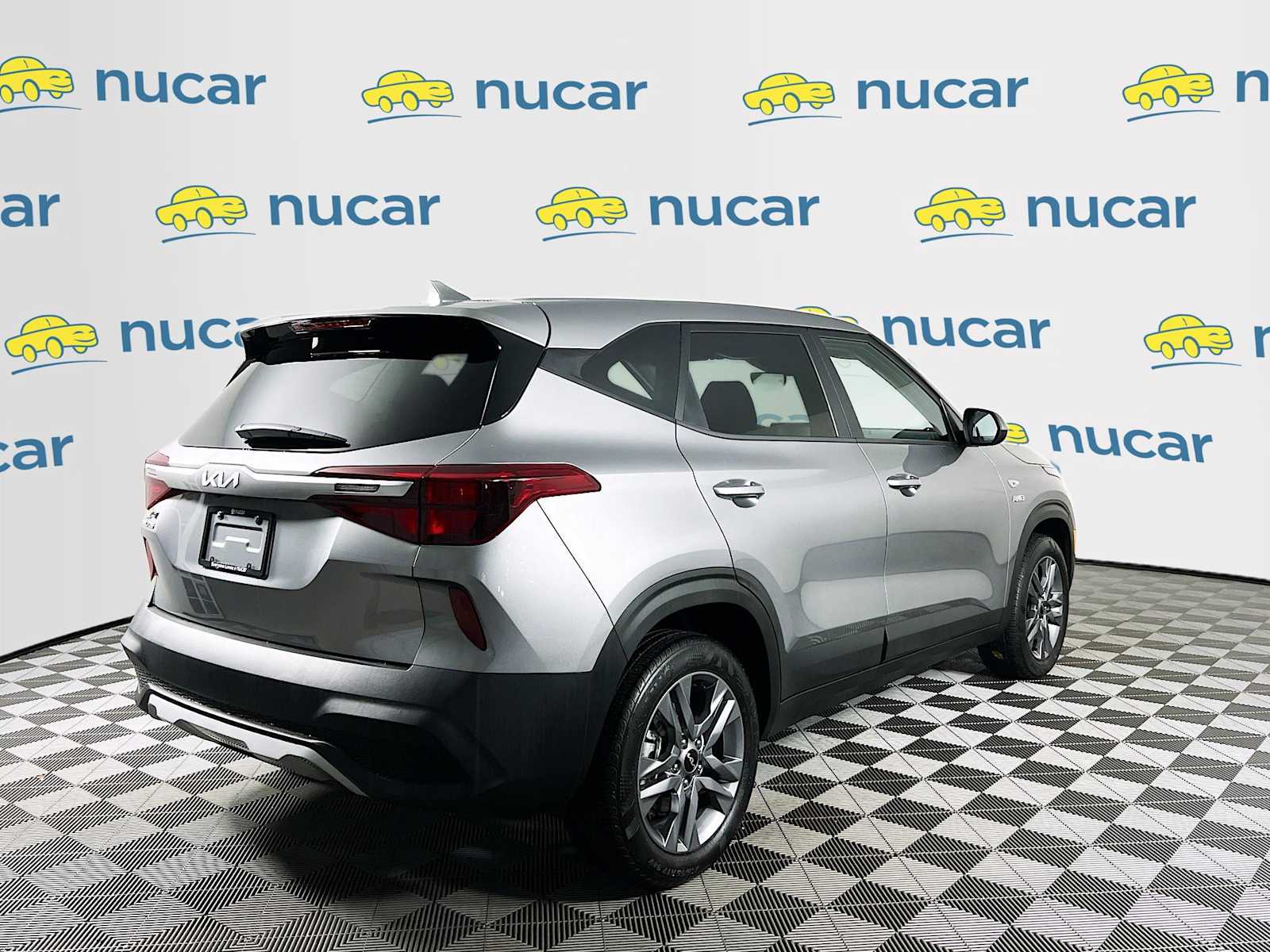 2023 Kia Seltos LX - Photo 7