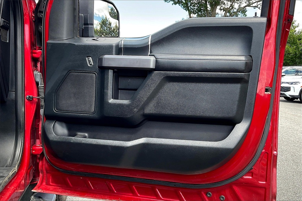 2020 Ford F-150 XLT - Photo 11