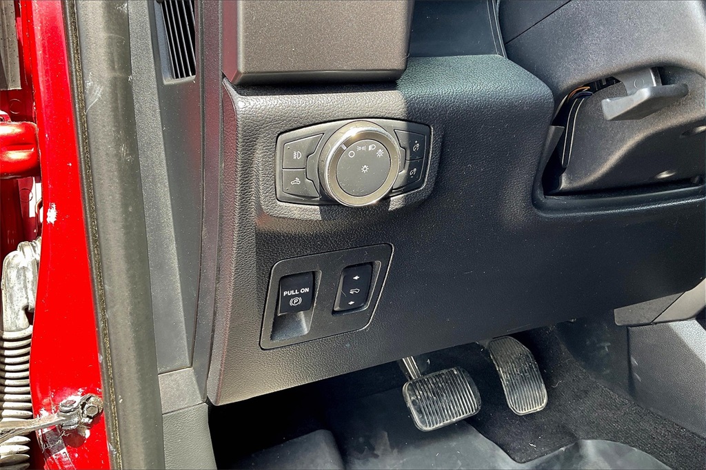 2020 Ford F-150 XLT - Photo 25
