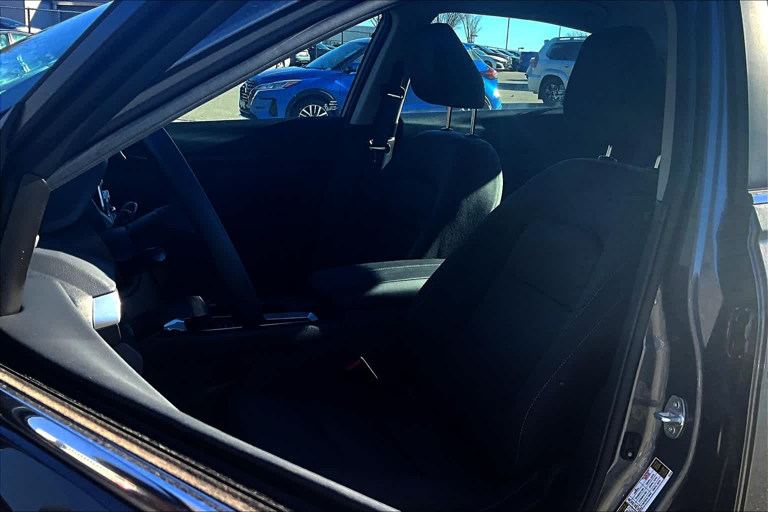 2025 Nissan Altima S - Photo 10