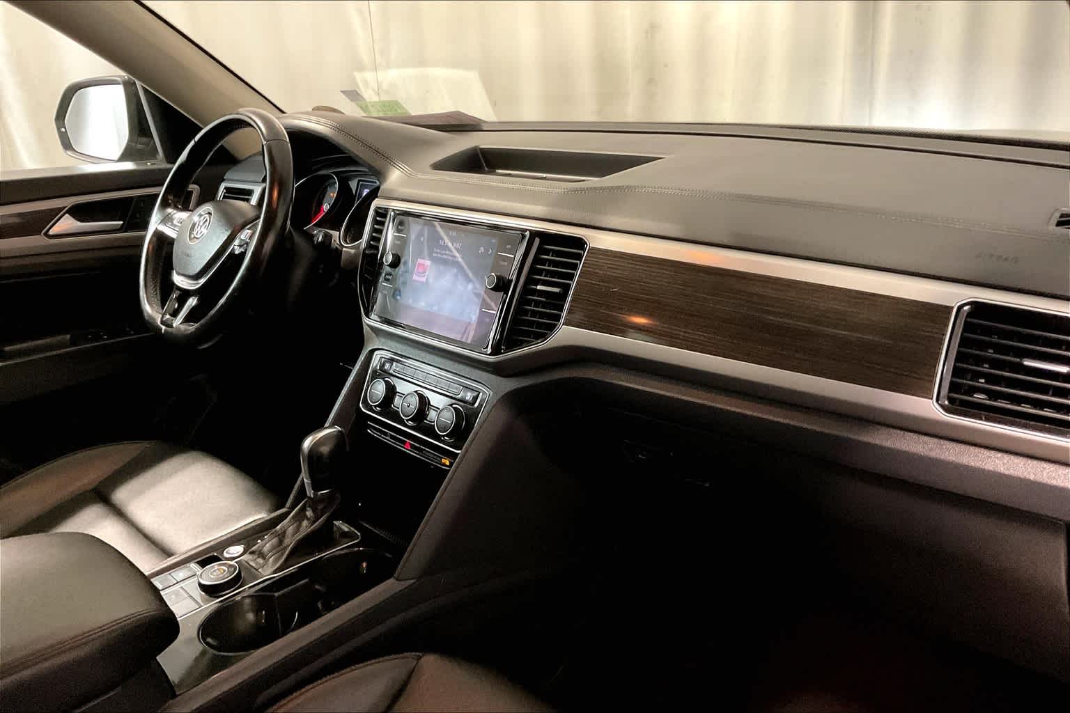2018 Volkswagen Atlas 3.6L V6 SEL - Photo 14