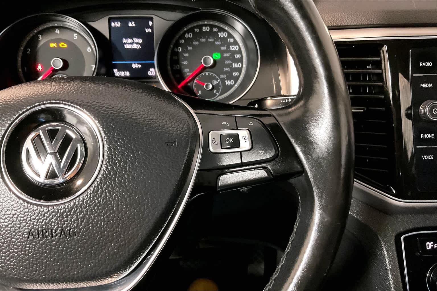 2018 Volkswagen Atlas 3.6L V6 SEL - Photo 25