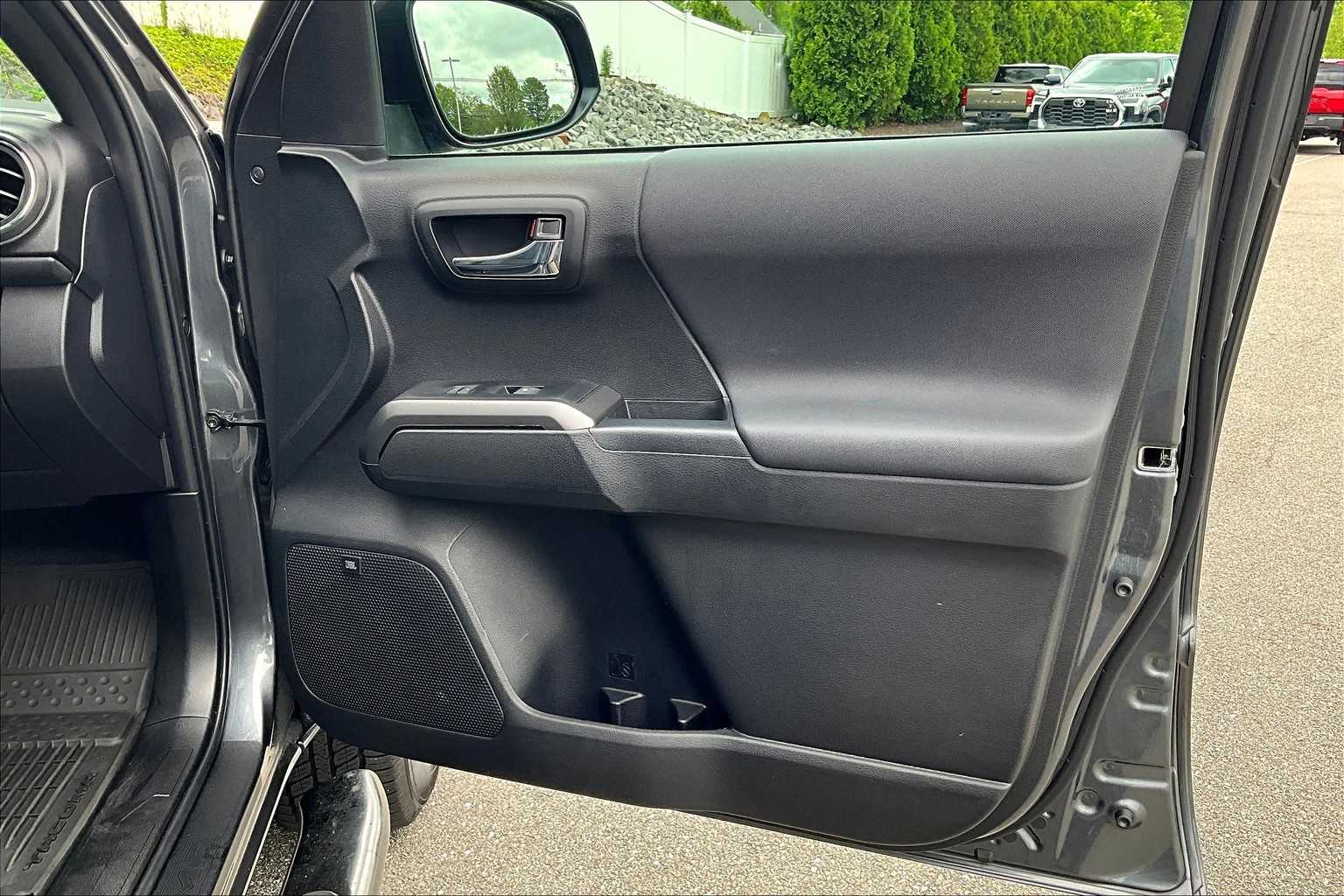2023 Toyota Tacoma TRD Sport - Photo 12