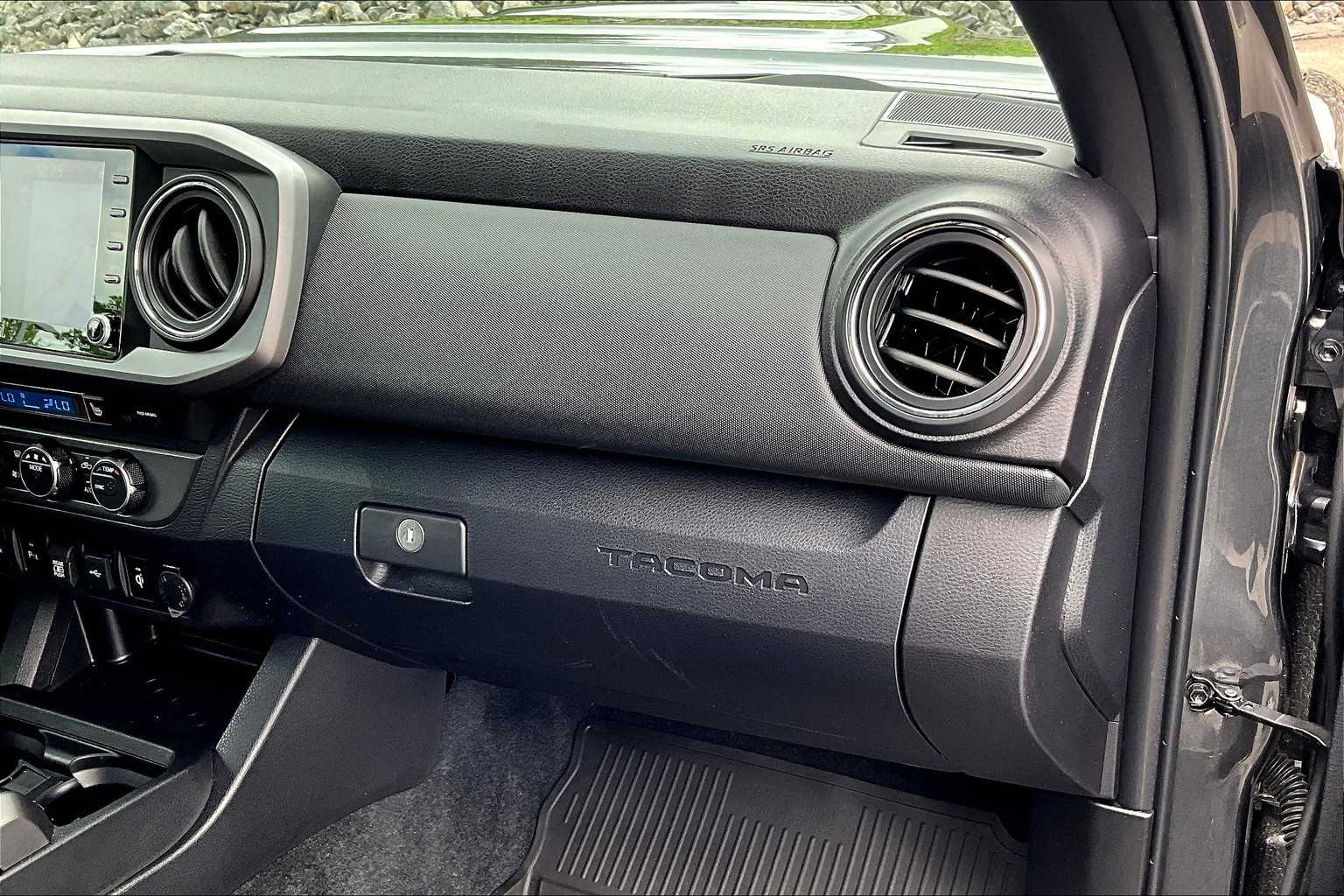 2023 Toyota Tacoma TRD Sport - Photo 13