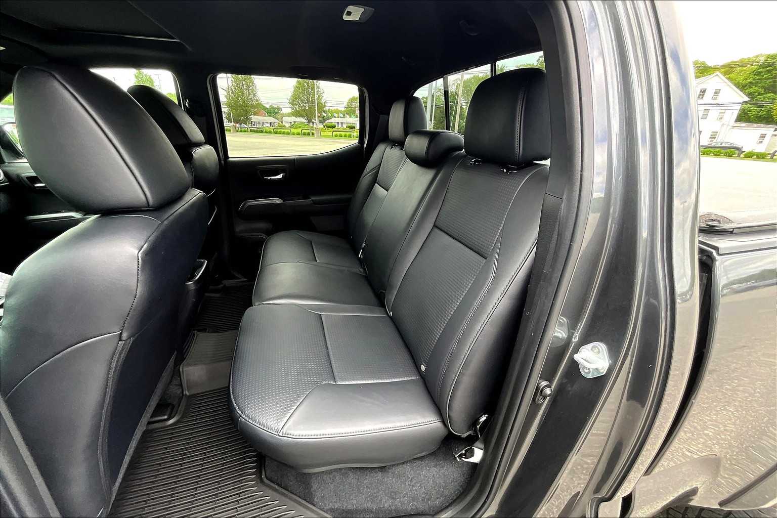 2023 Toyota Tacoma TRD Sport - Photo 15