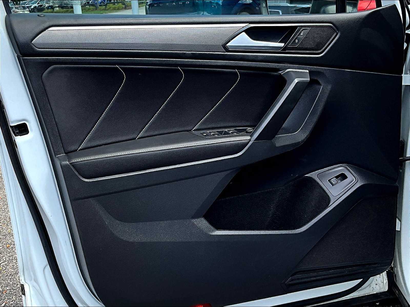 2022 Volkswagen Tiguan SE R-Line Black - Photo 9