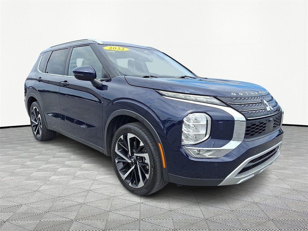 2022 Mitsubishi Outlander SE