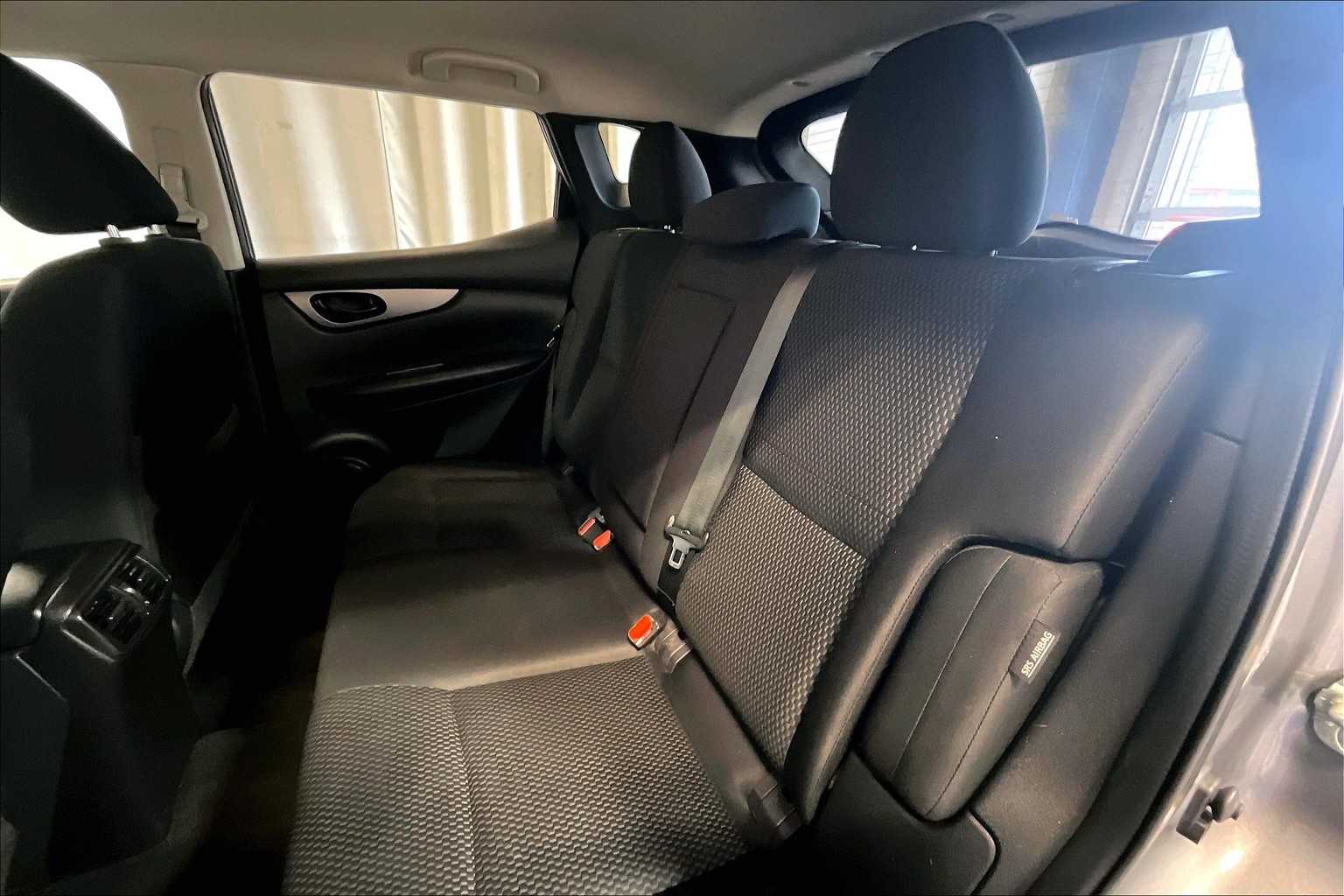 2022 Nissan Rogue Sport S - Photo 15