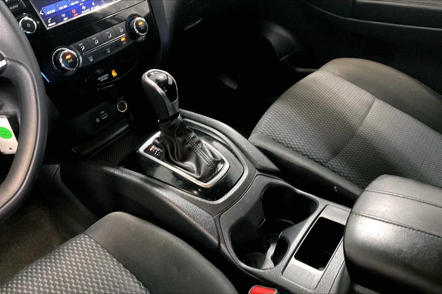 2022 Nissan Rogue Sport S - Photo 20