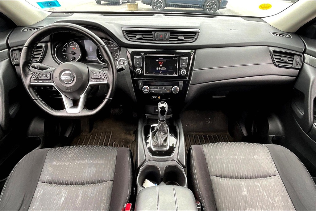 2020 Nissan Rogue SV - Photo 20