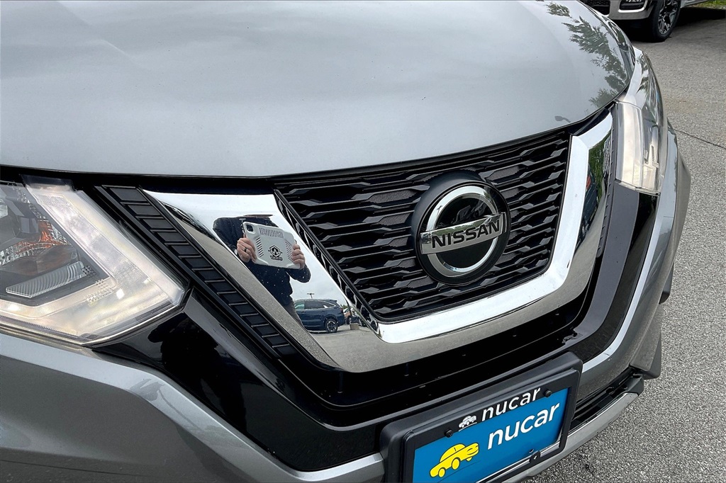 2020 Nissan Rogue SV - Photo 27