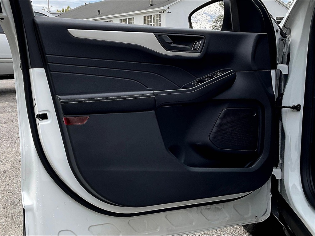 2022 Ford Escape S - Photo 9