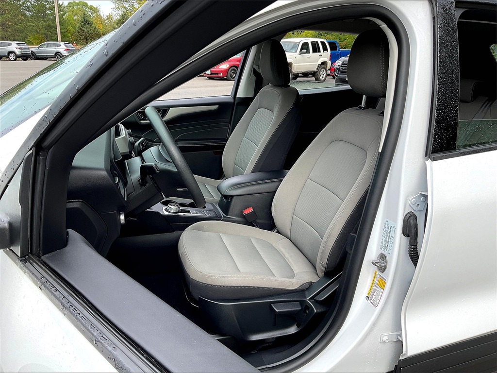 2022 Ford Escape S - Photo 10