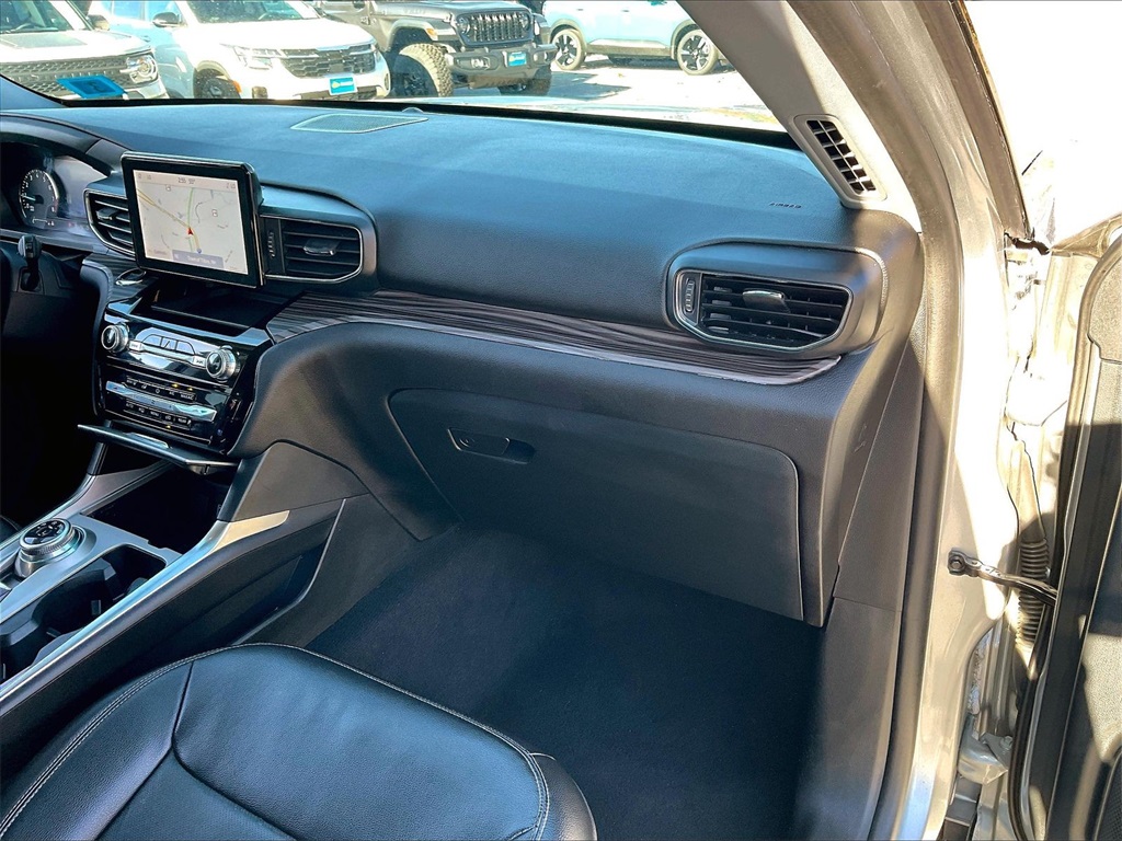 2023 Ford Explorer Limited - Photo 12