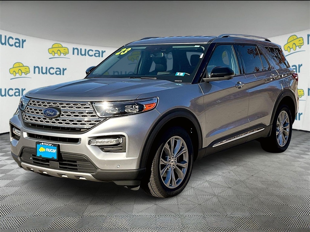 2023 Ford Explorer Limited - Photo 3