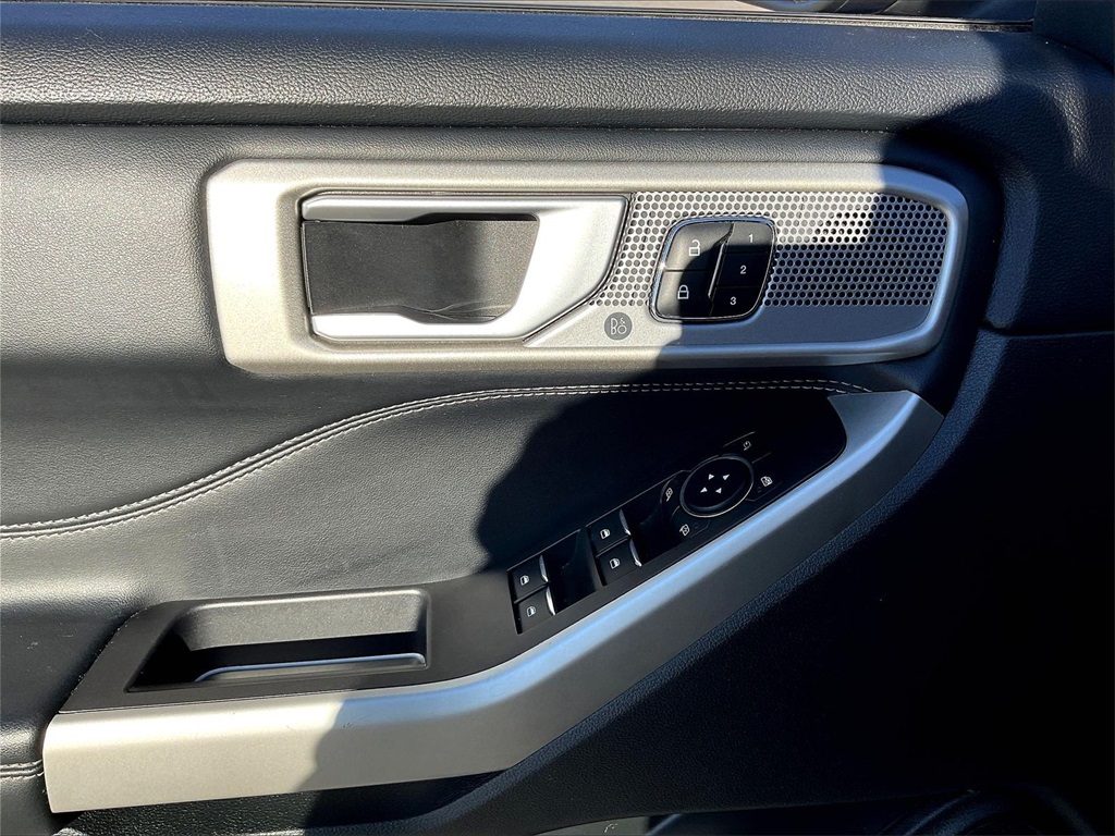 2023 Ford Explorer Limited - Photo 39