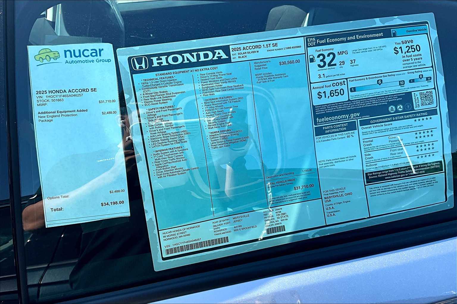 2025 Honda Accord SE - Photo 17