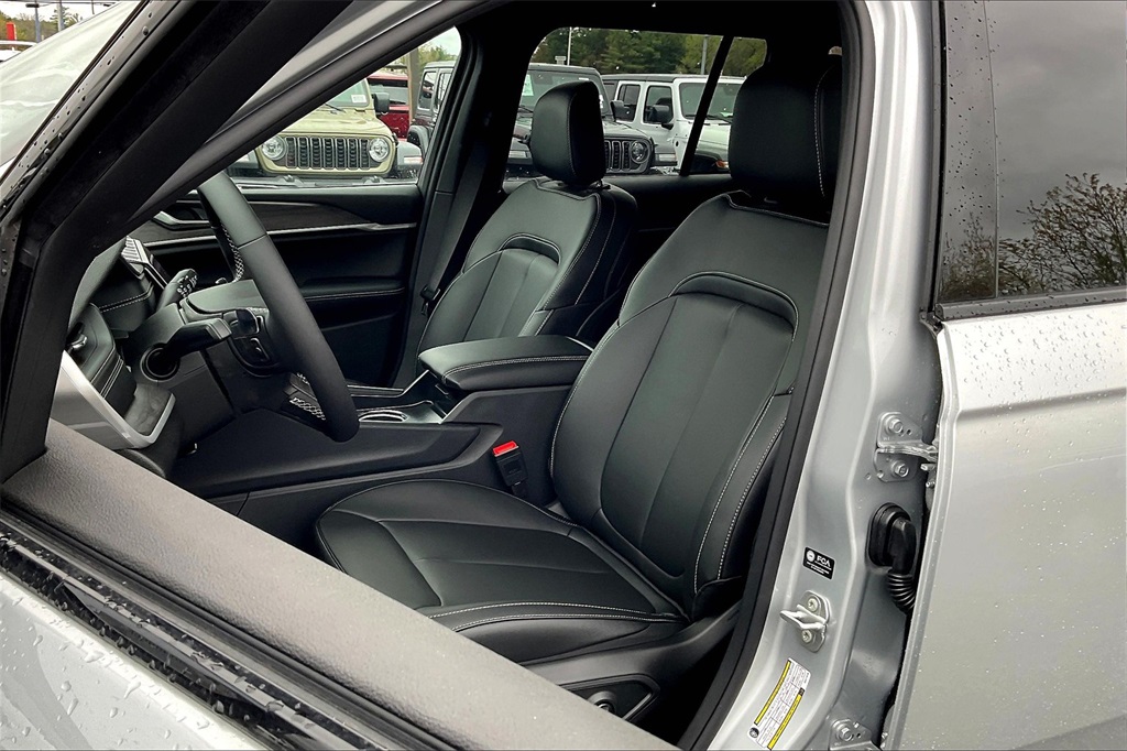 2025 Jeep Grand Cherokee Limited - Photo 11