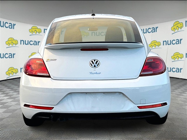 2019 Volkswagen Beetle 2.0T S - Photo 4