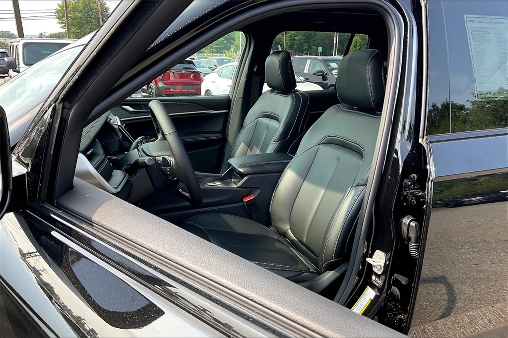 2025 Jeep Grand Cherokee Limited - Photo 11