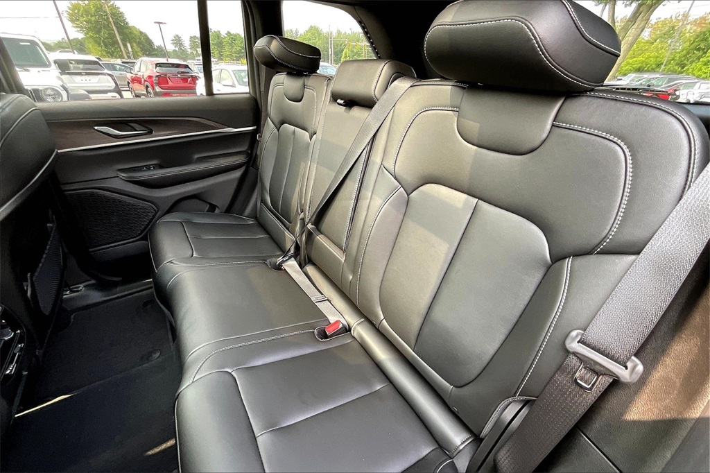 2025 Jeep Grand Cherokee Limited - Photo 15
