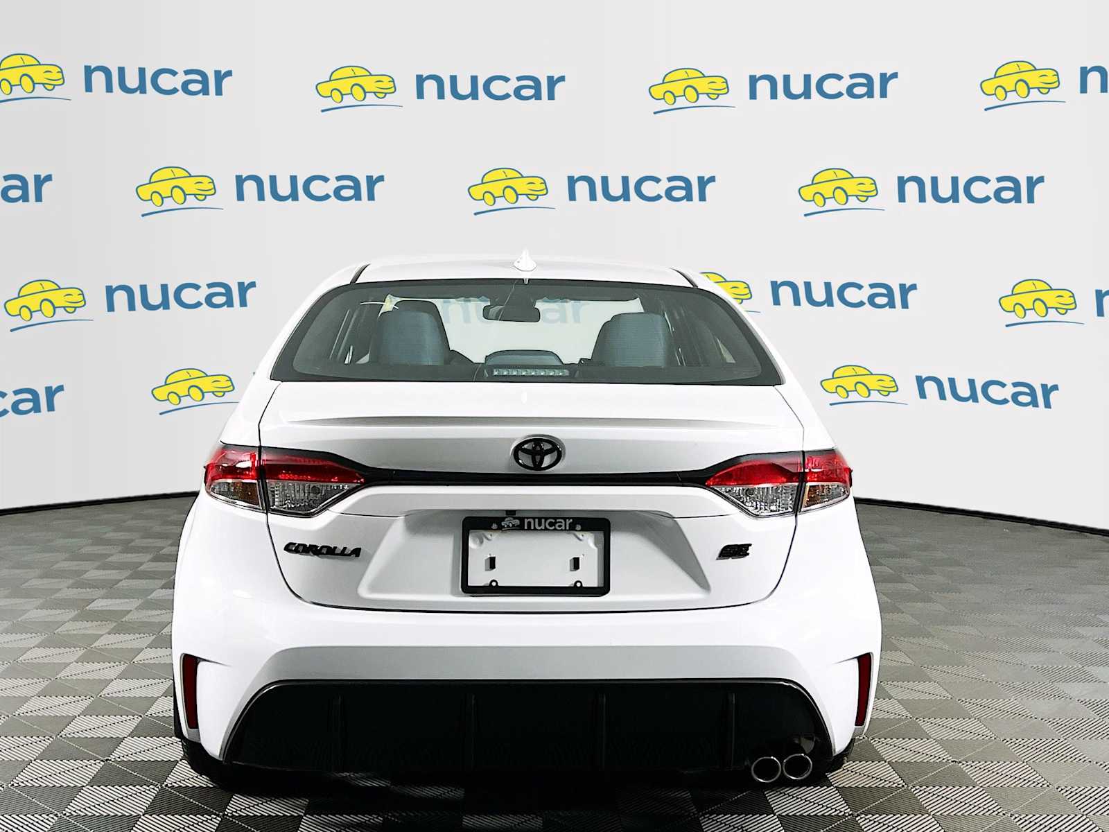 2025 Toyota Corolla SE - Photo 5