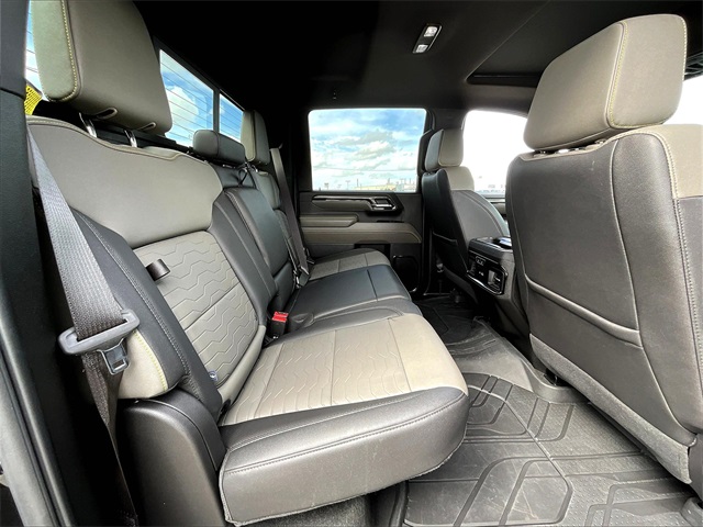 2024 Chevrolet Silverado 2500HD ZR2 - Photo 15