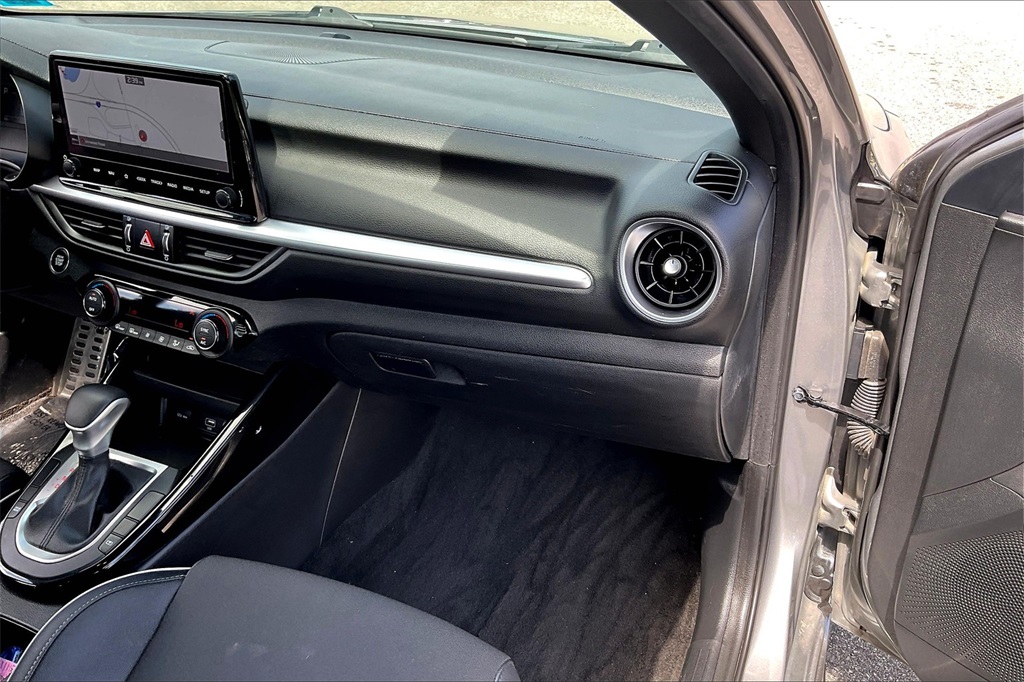 2022 Kia Forte GT-Line - Photo 12