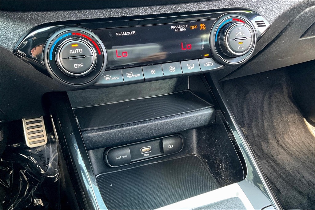 2022 Kia Forte GT-Line - Photo 24