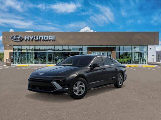 2025 Hyundai Sonata SE - Photo 2