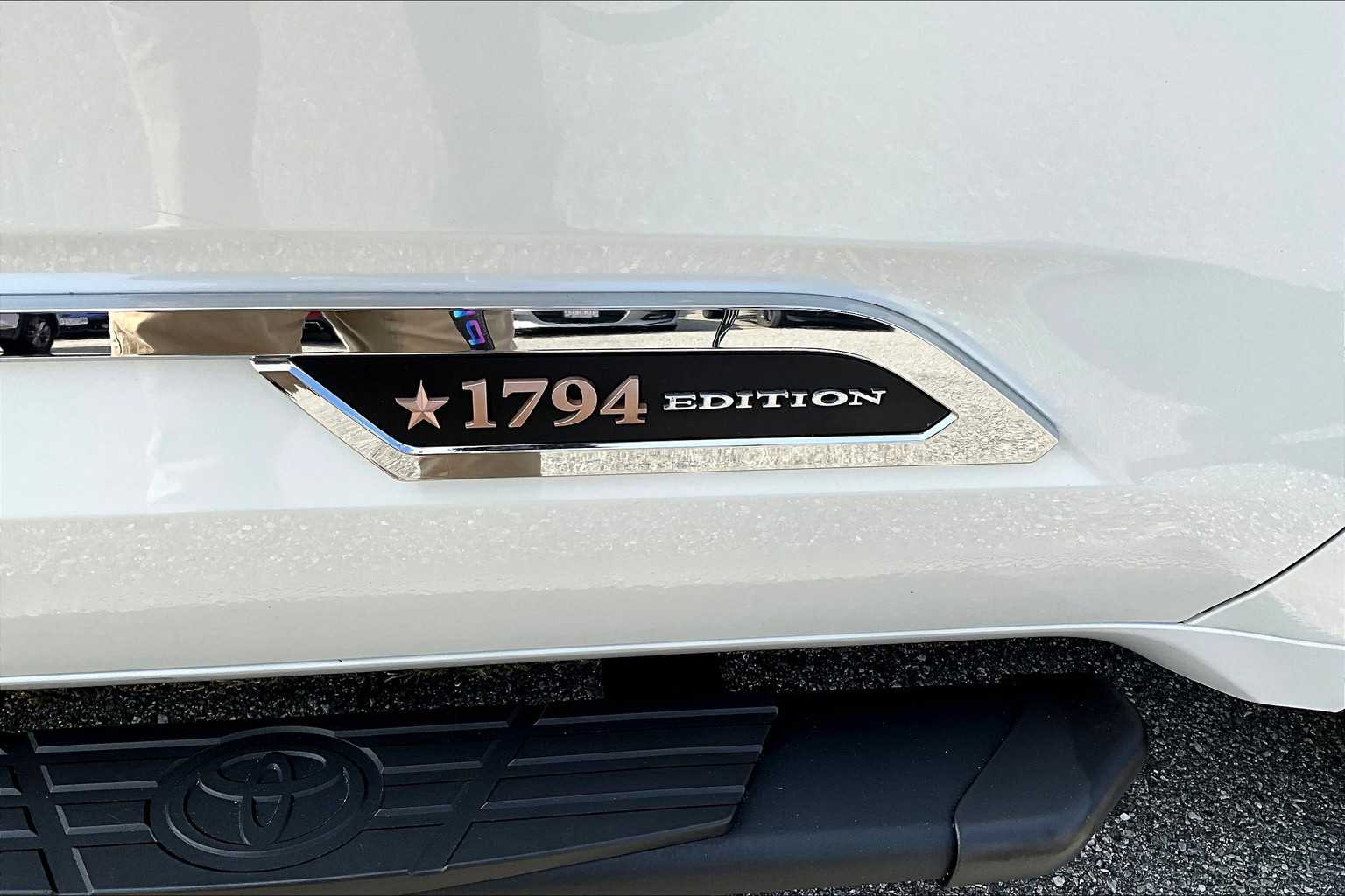 2023 Toyota Tundra 1794 Edition - Photo 29