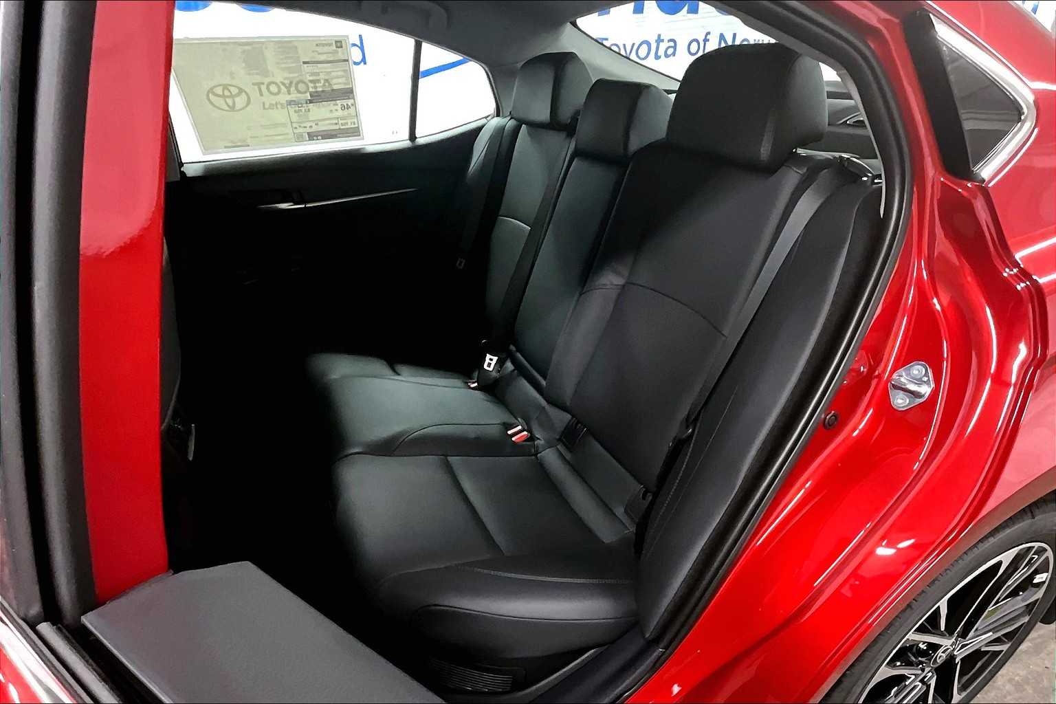2025 Toyota Camry XLE - Photo 15