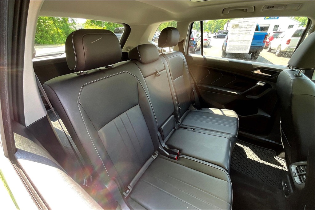 2022 Volkswagen Tiguan 2.0T SE - Photo 18