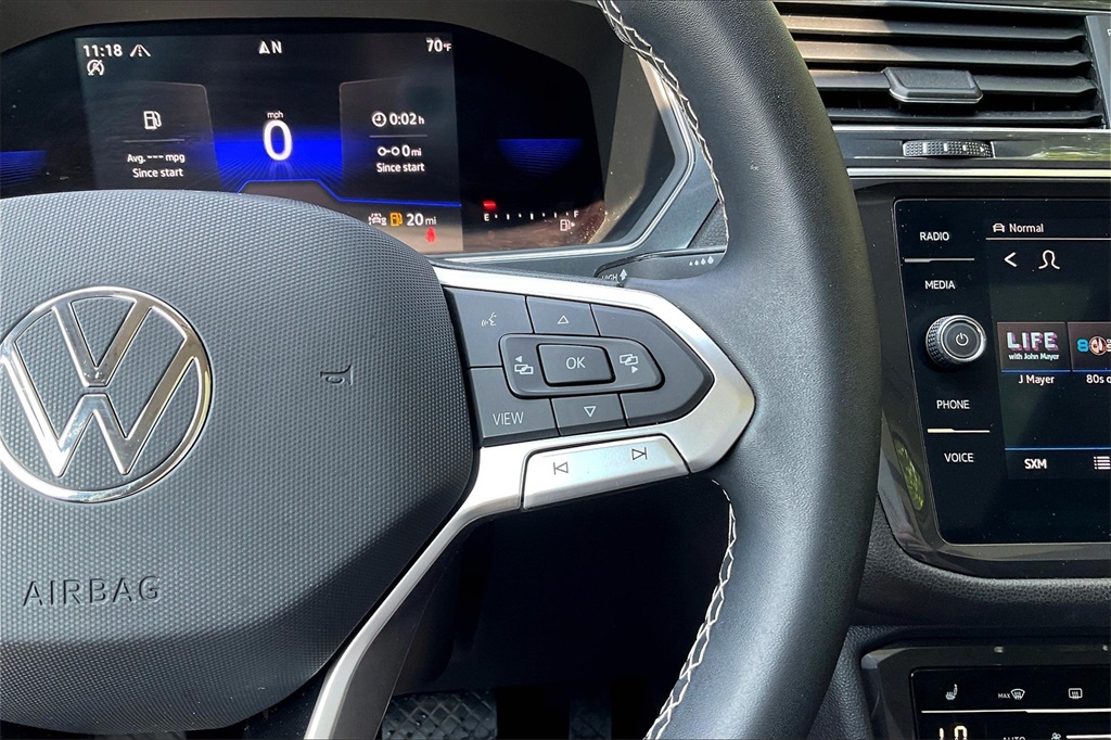 2022 Volkswagen Tiguan 2.0T SE - Photo 23